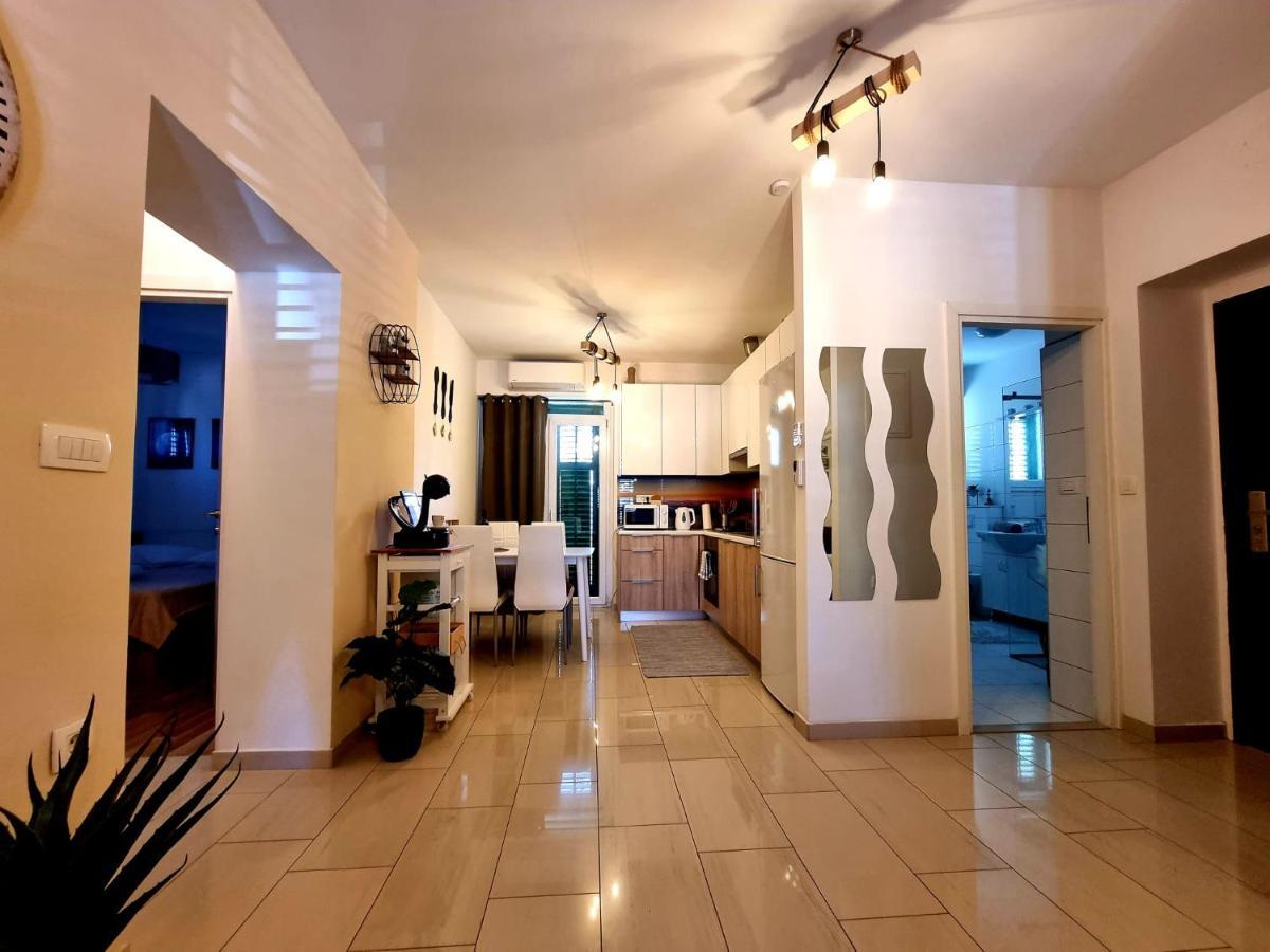 Apartment Lux Zadar Exteriör bild